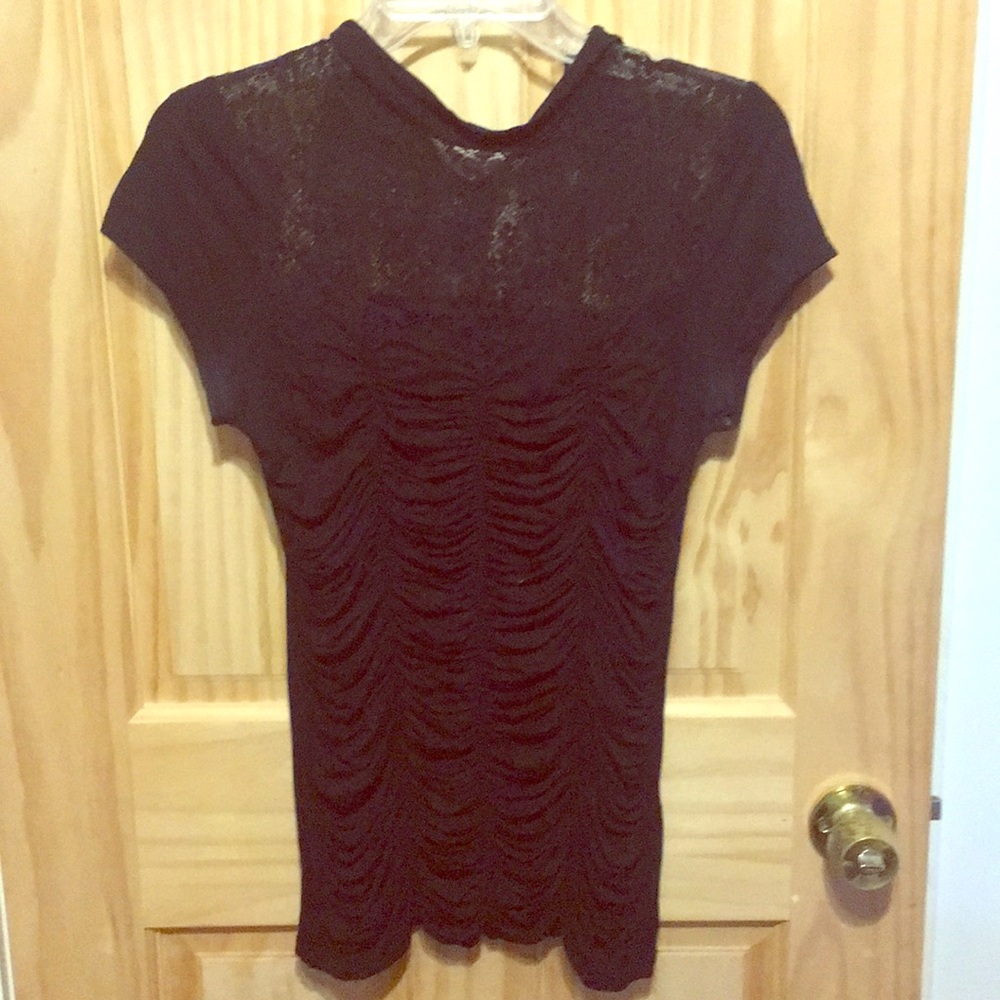 Lacey black top